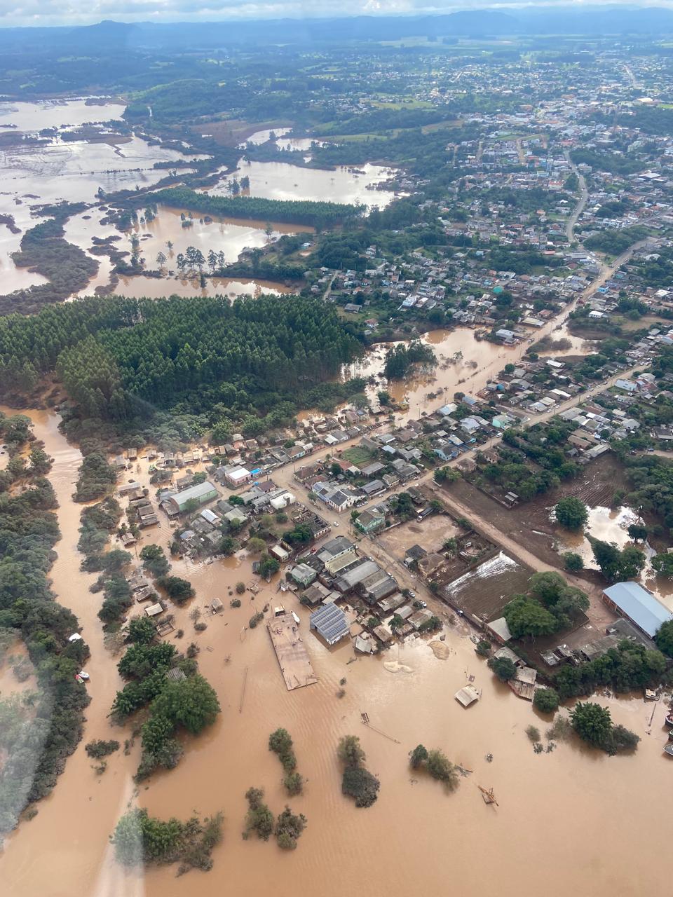 MSF teams aim at supporting most vulnerable in response to Brazil´s ...